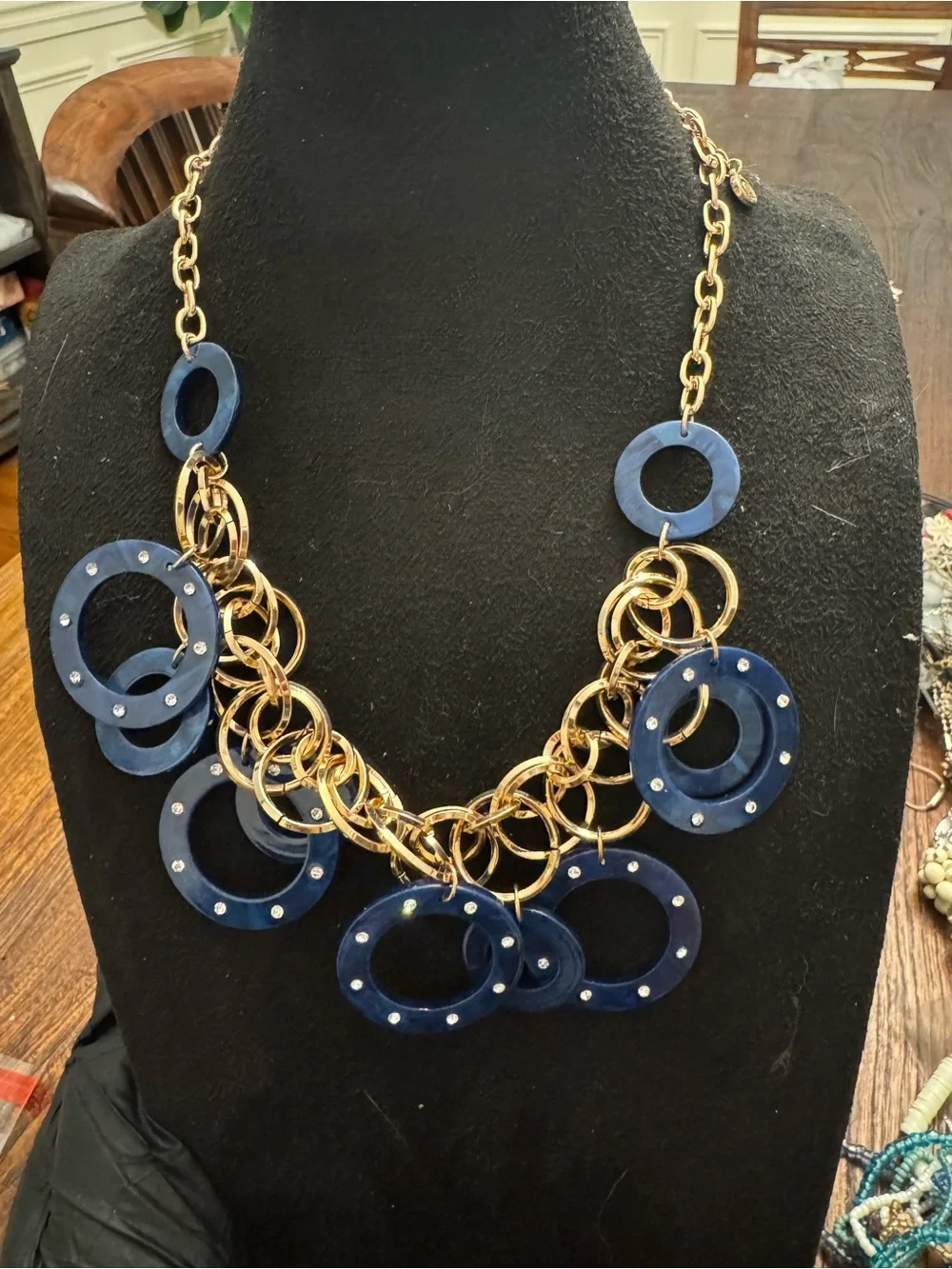 Cato C1946 Blue Rhinestone Statement Necklace & Earrings Jewelry Set